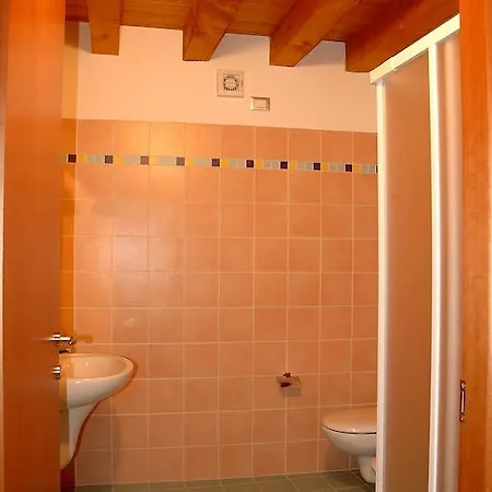 Agriturismo Al Tralcio Valeggio sul Mincio Room photo
