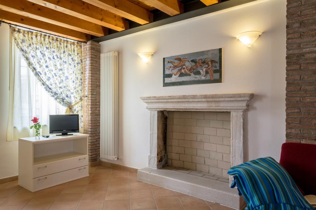 Al Tralcio Apartment *