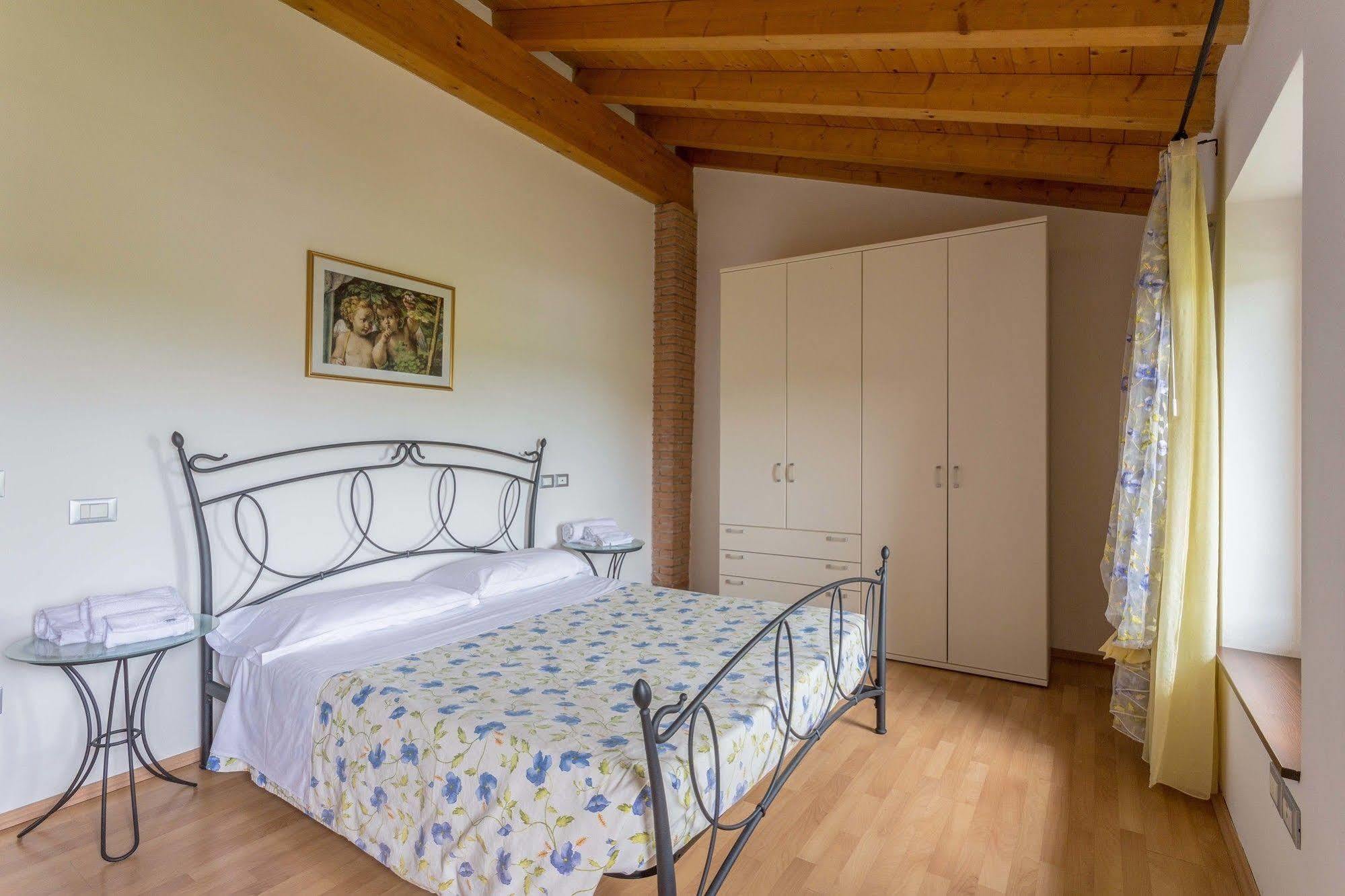 Al Tralcio Apartment Valeggio sul Mincio